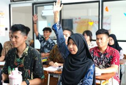 インドネシアで日本語学校も運営！