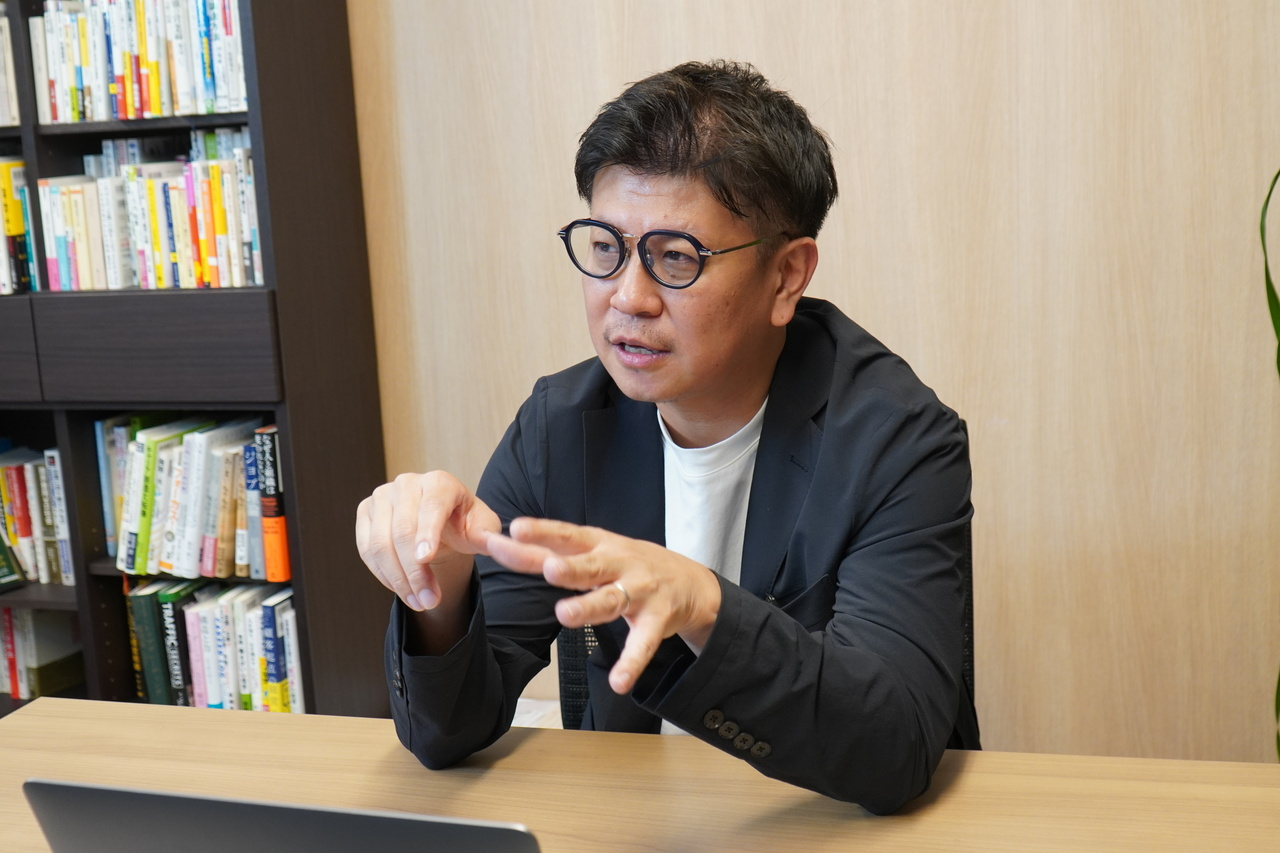 組織が拡大しても、“人と向き合う”姿勢は変わらない──代表発案で実現した1on1