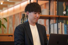 将来SNSや動画マーケで独立したい人必見！1年のコミットで必ず一人前に！