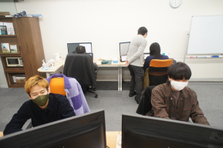  事業拡大中のベンチャー企業でモダンな技術に触れたいエンジニア募集！！
