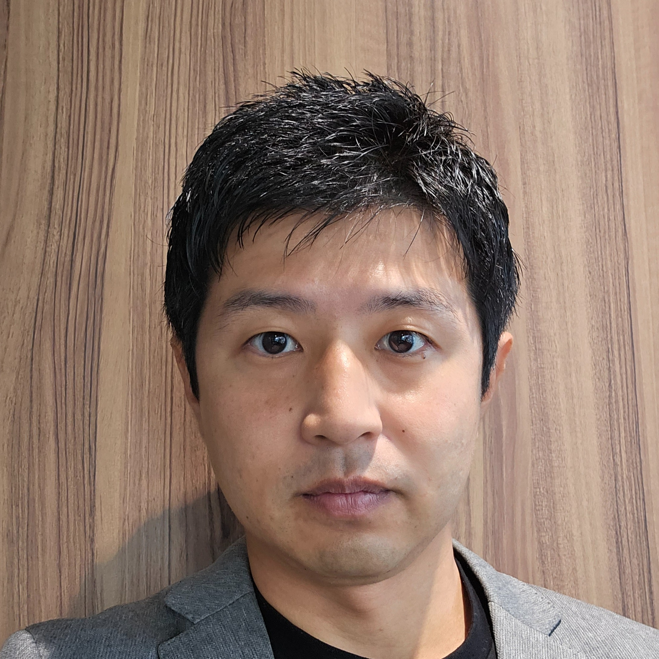 大野 雄平