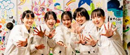 マイプロジェクトとは、「主体性」をもって、つくりたい未来に向けて「アクション」を行っていく学びのプロセスです。そのプロセスを通して自分自身の興味関心の発見や、他者との協働、社会の価値発見・創造に向かう姿勢が育まれます。