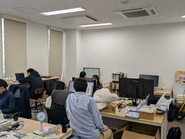 オフィスでの開発風景