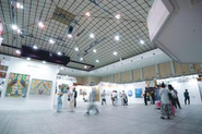 アジアのゲートウェイとしての強みを背景に、現代アートシーンを横断的に接続し、国際的な文化交流を促進する「ART FAIR ASIA FUKUOKA2024」の様子