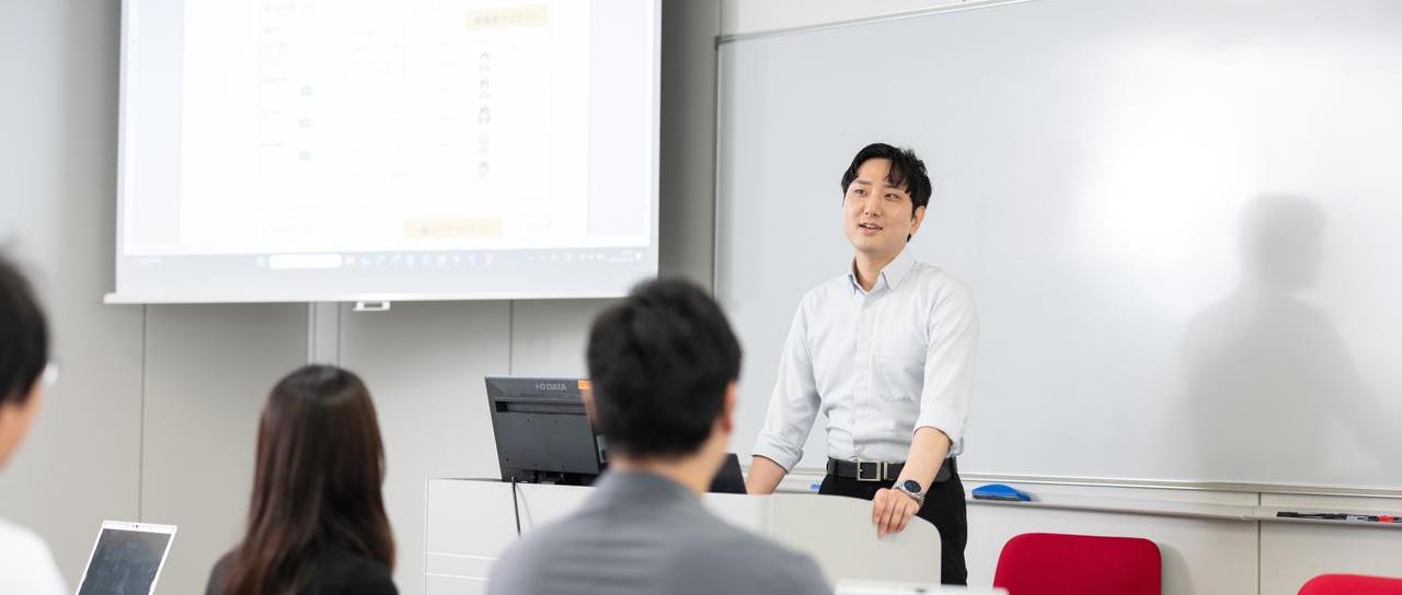 27卒｜研修は数日続く。同じ受講者の変化を見届けるIT講師