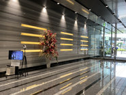 コロナウイルス対策もバッチリのロビーです。