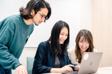 お花のサブスクで、マーケチームのアシスタント事務募集！