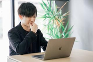 シーズのメンバーは自ら考え、新しいことに挑戦する人がたくさん。価値あるサービスを開発し、お客様に届けたいという想いのある人を歓迎します。