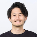 山根 竜二