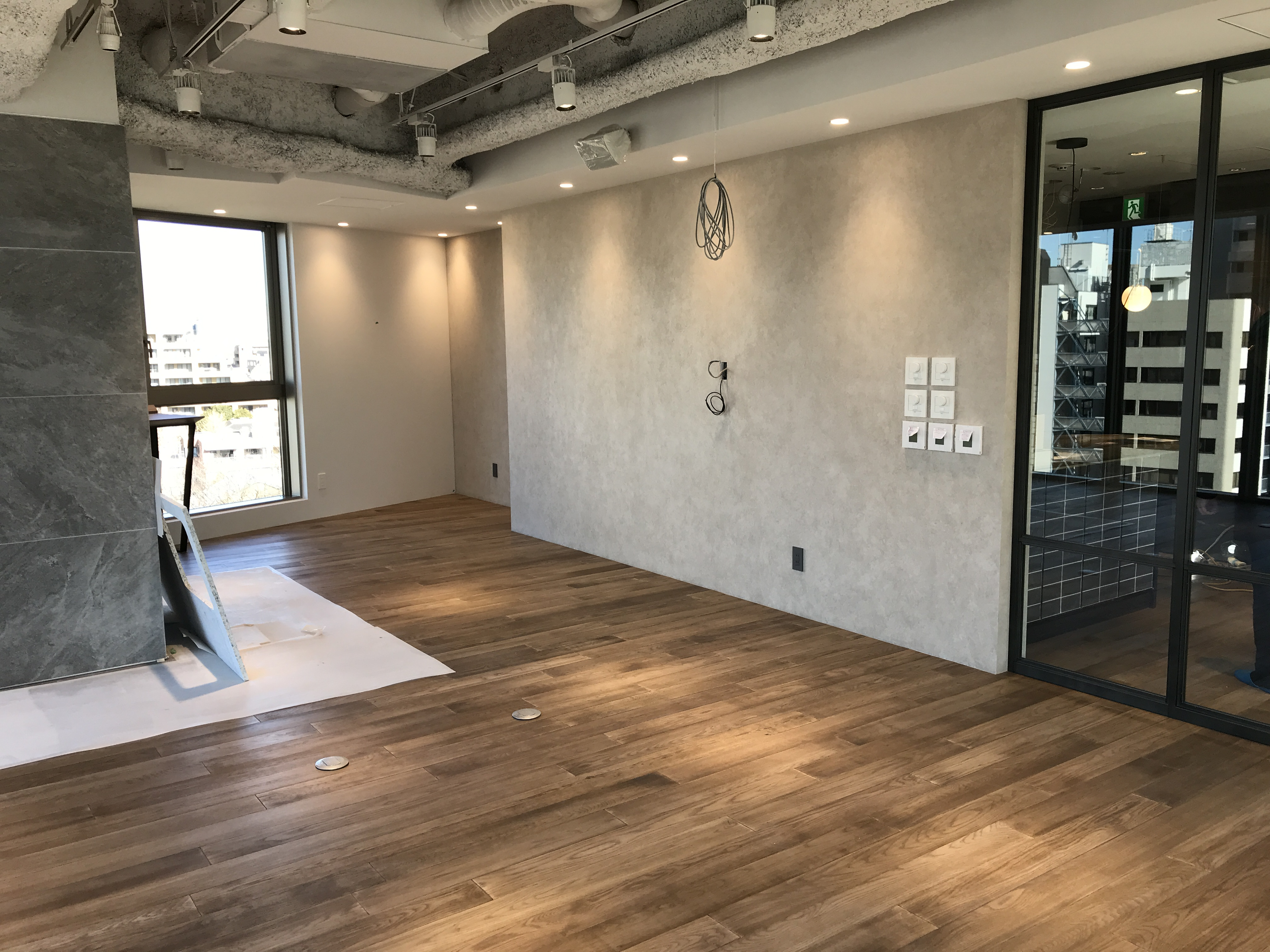 『+SHIFT NOGIZAKA』内装、制作中！！③