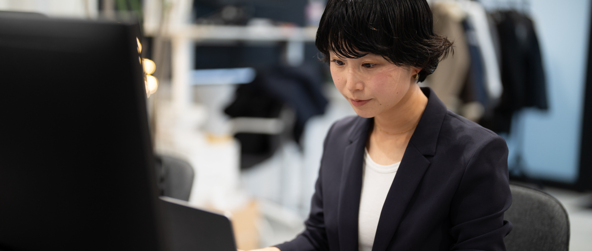 企業の魅力を資料で最大化するグラフィックデザイナー募集