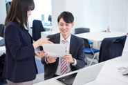 全体の男女比率は約6:4！入社してからのポジションが多様なため、裁量をもった仕事やキャリアアップが実現できます。