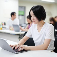 Aki Uesugi