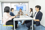 スタートしたばかりのVisionBase。皆で会話しながら、MISSION・VISIONを達成するためには、どうしたらいいか？経営方針を具現化するためにはどうしたらいいか？を議論し、実際に制度を作ったり、プロジェクトを組成したりしています。あなたの思いもぜひ聞かせてください♪