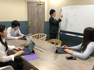 何かわからないことがあれば、先輩社員が丁寧に教えてくれます。