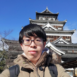 黄 英智