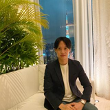 梶間 輝人