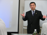 ヒューマンスキルアップ研修の先生です