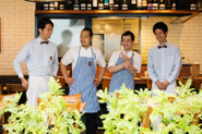 六本木：上司と部下の距離が近く色々と話しやすい関係性!!