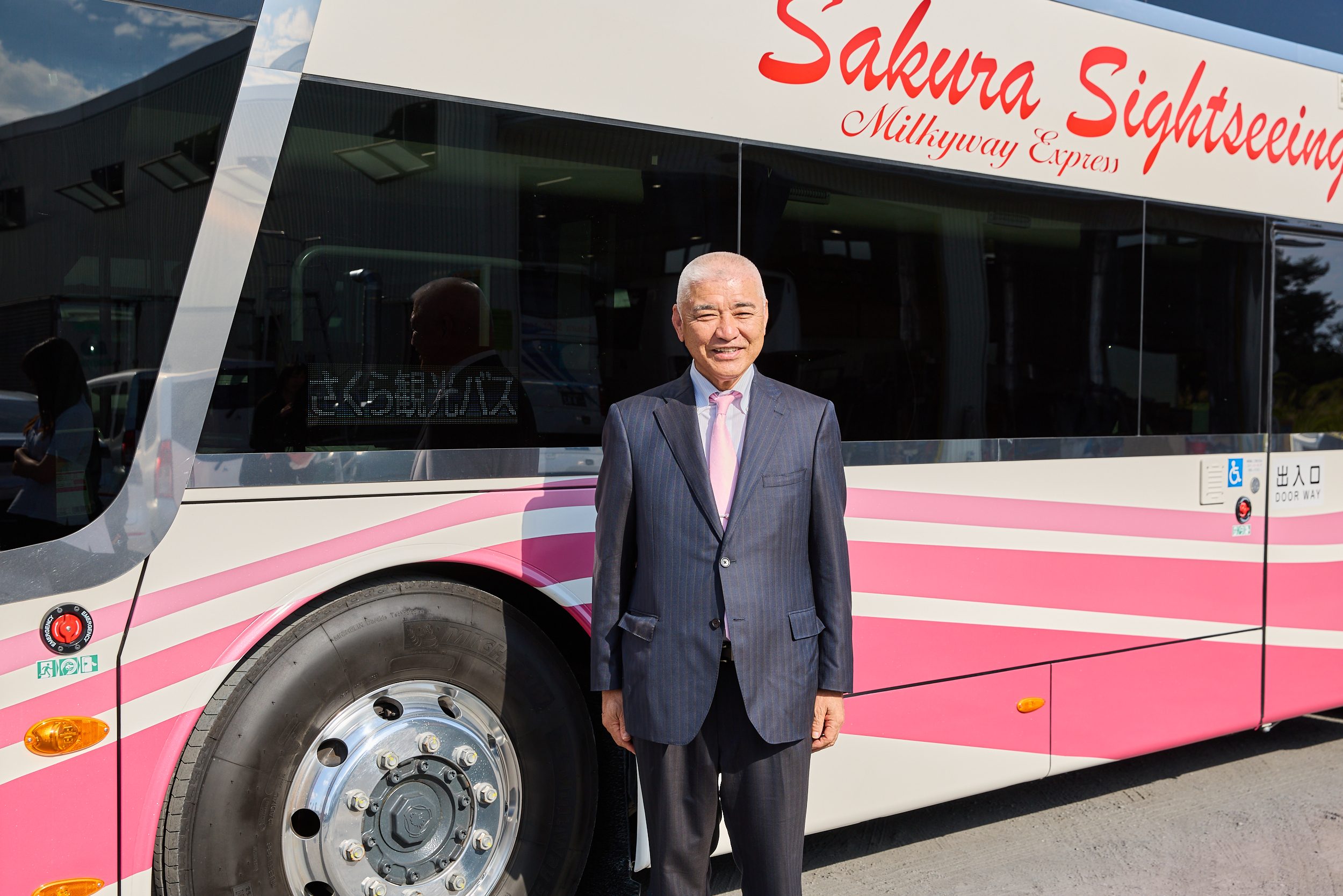 【さくら観光バスの社長が語る】「免許・住居・車」を全額サポート。U・Iターン希望者へ、社長が用意する業界トップクラスの手厚い「受け皿」