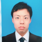 山本  泰士