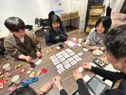 同好会の制度があり、ボードゲームやサウナ、朝に活動する朝活など、様々な同好会があります