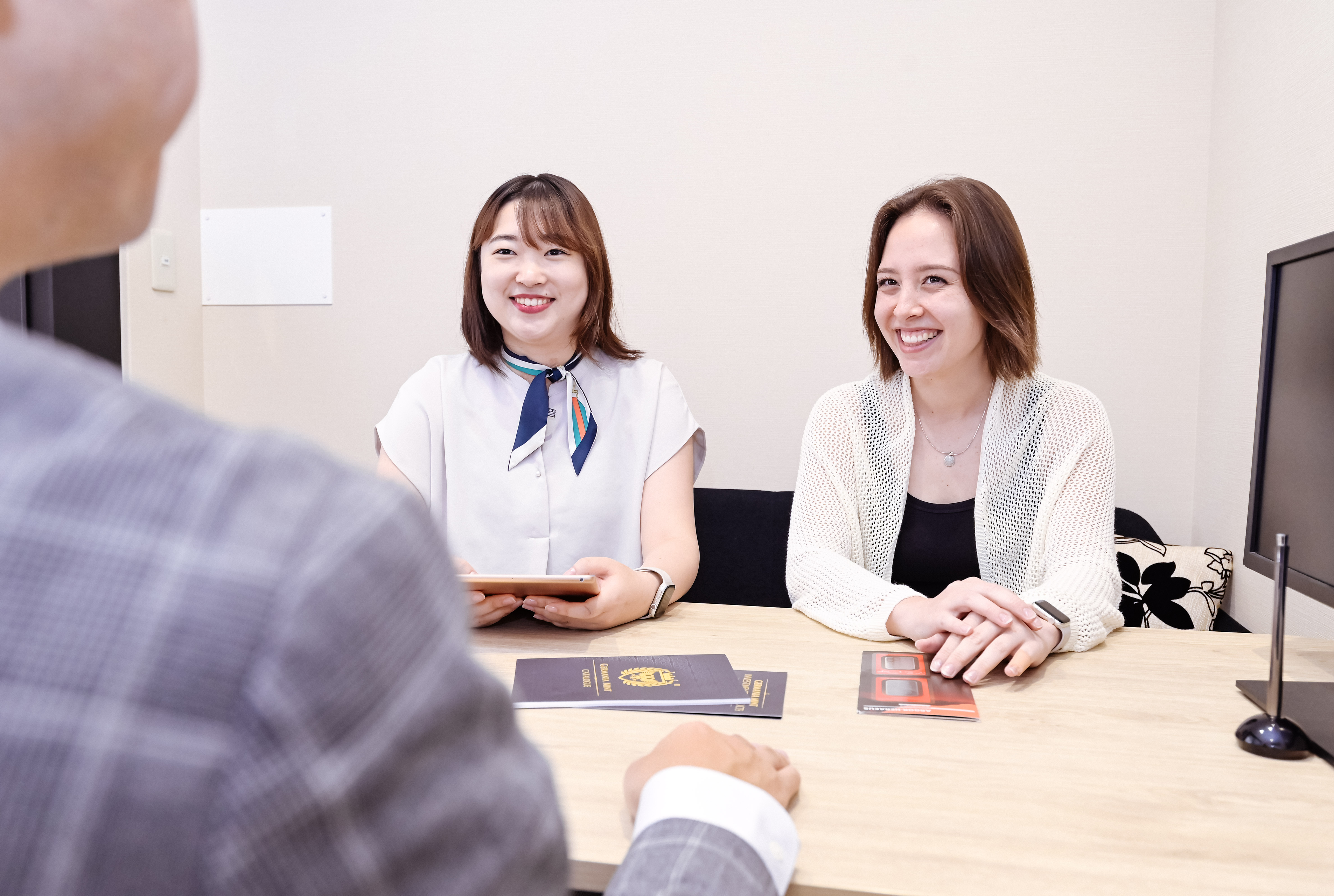 世界を股にかけて海外製コインの輸入販売に挑戦！新卒の総合職を募集！ - 野口コイン株式会社の経営企画の採用 - Wantedly