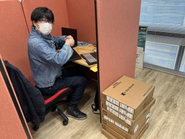 静かに会議ができる　個別スペースも