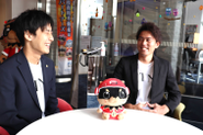 上司・先輩との関係性はこの写真見ての通りです！もちろん厳しいことも言いますが、すべてその人を想ってのことです。家族よりも家族と想える仲間を弊社を通して出会いませんか？