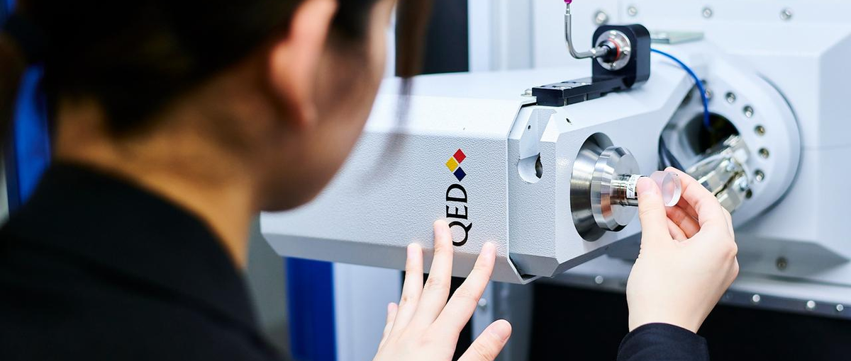 ITの時代に需要が更に高まる光学素子レンズを製造