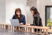 社内仲が良くわからないことはすぐ相談できる仲間がいます。