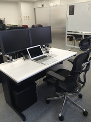 デスク周りの景色