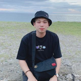 石井 郁人