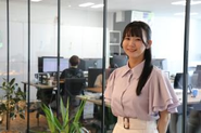 くるみん認定企業です。ライフワークバランスは抜群の環境。仕事に慣れてきたらハイブリッド勤務も可能です。