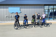 若手社員がゼロから立ち上げたサイクリングツアー。海だけでなく天草の地域のくらし・街並みの魅力を伝えることにも力を入れています。