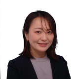 青木 まりな