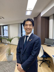代表の釘嶋。技術職やIT営業などの経歴を持つ。