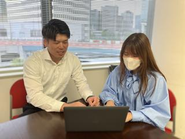 お互いに教えあって業務！