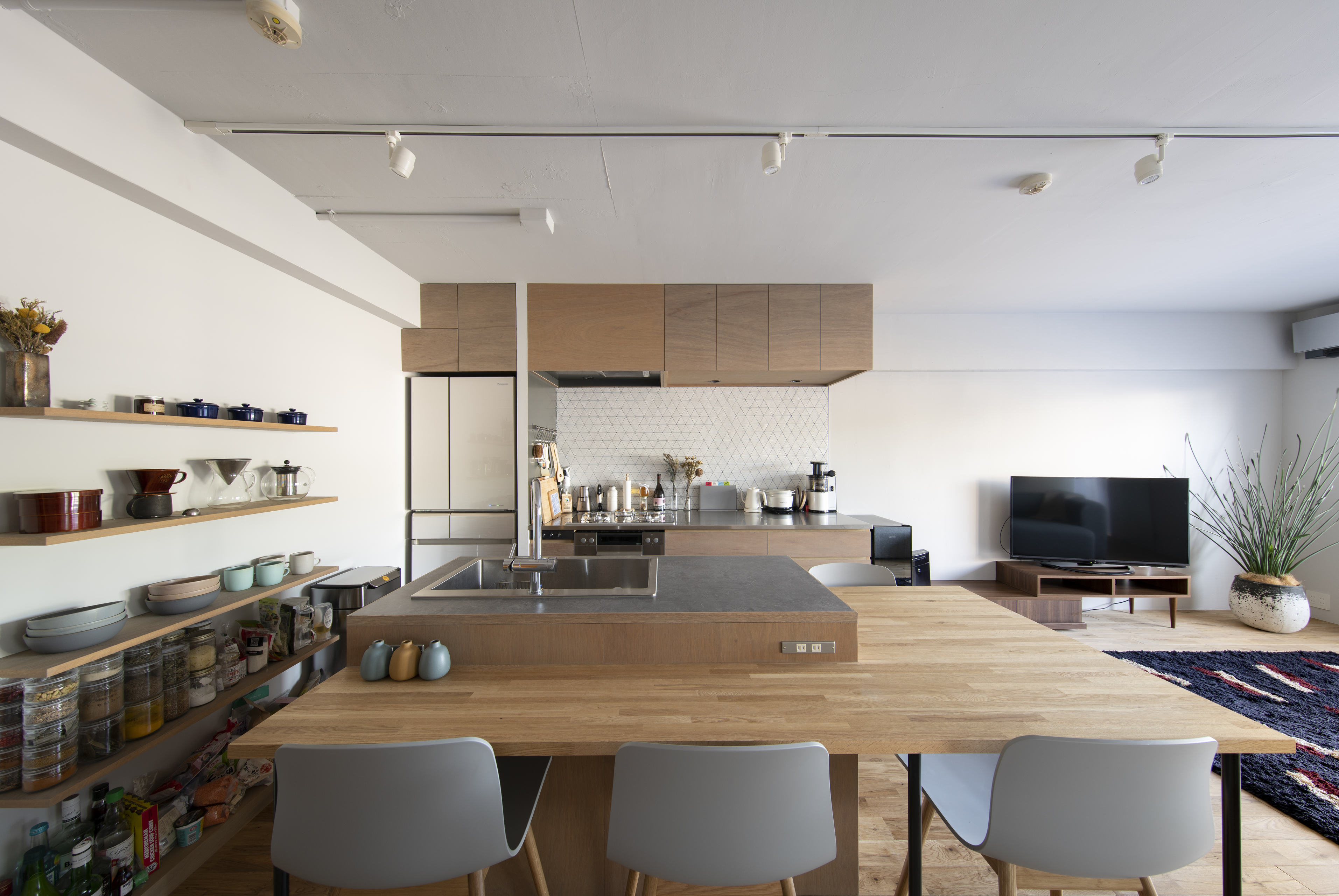 【事例紹介 vol.2】色と導線にこだわり抜いた家