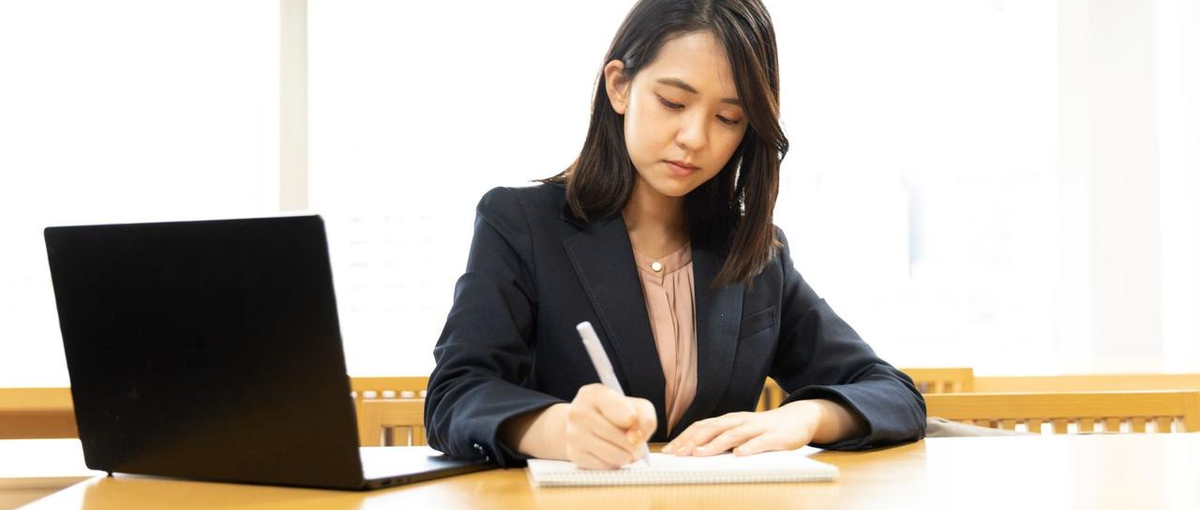 文学部出身の方！出版業界で得意を活かしませんか？│キャリアチェンジ歓迎