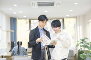 リモートが中心ですが、東大前にあるオフィスで仕事をすることもあります。