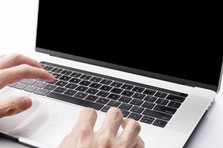 成長を手厚くサポート！自社開発・受託開発のどちらにも興味のあるエンジニア！
