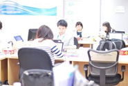 人材紹介を通じてアジア6カ国の経済成長を支援しています。各国横のつながりがあることが弊社の強みです。毎週金曜には各国の営業社員で情報を共有し、各企業様の採用課題を解決しています。