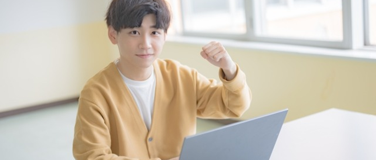 経験なしからデザイナーを目指すならL&S！仲間と一緒にスキルアップできる！