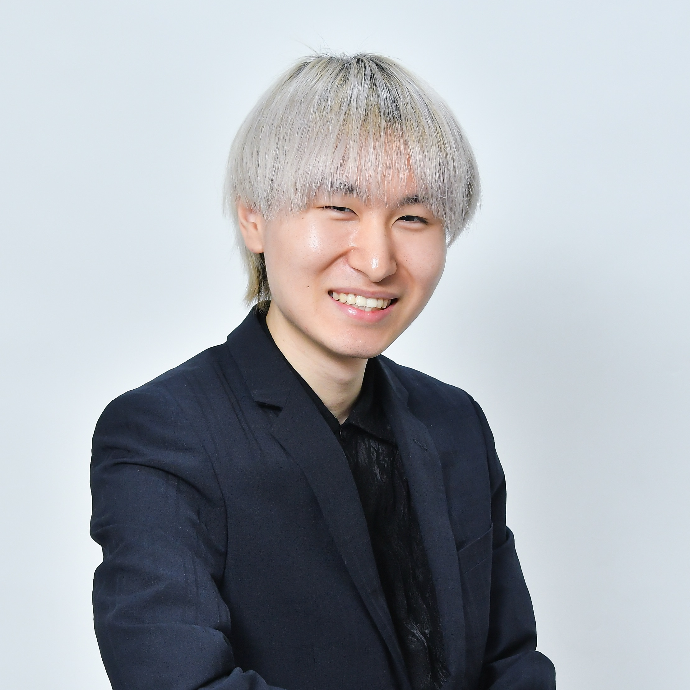中村 響