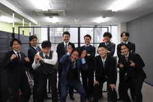起業に遅すぎることはない。私たちと一緒に1年だけ真剣に学びませんか？