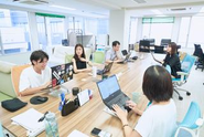 カジュアルさとチームワークを大事にしています