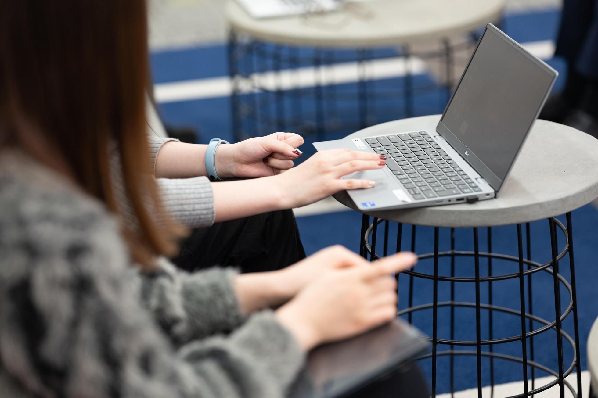 経験ゼロOK！スカウトや採用広報などをお任せする、採用サポートメンバー募集 - 日本資産運用基盤株式会社の人事の採用 - Wantedly