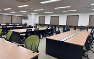 快適なオフィス空間で総務としてキャリアアップを目指せます。プライベートの時間もしっかり楽しみたい方は必見！ぜひ気軽にご応募ください。