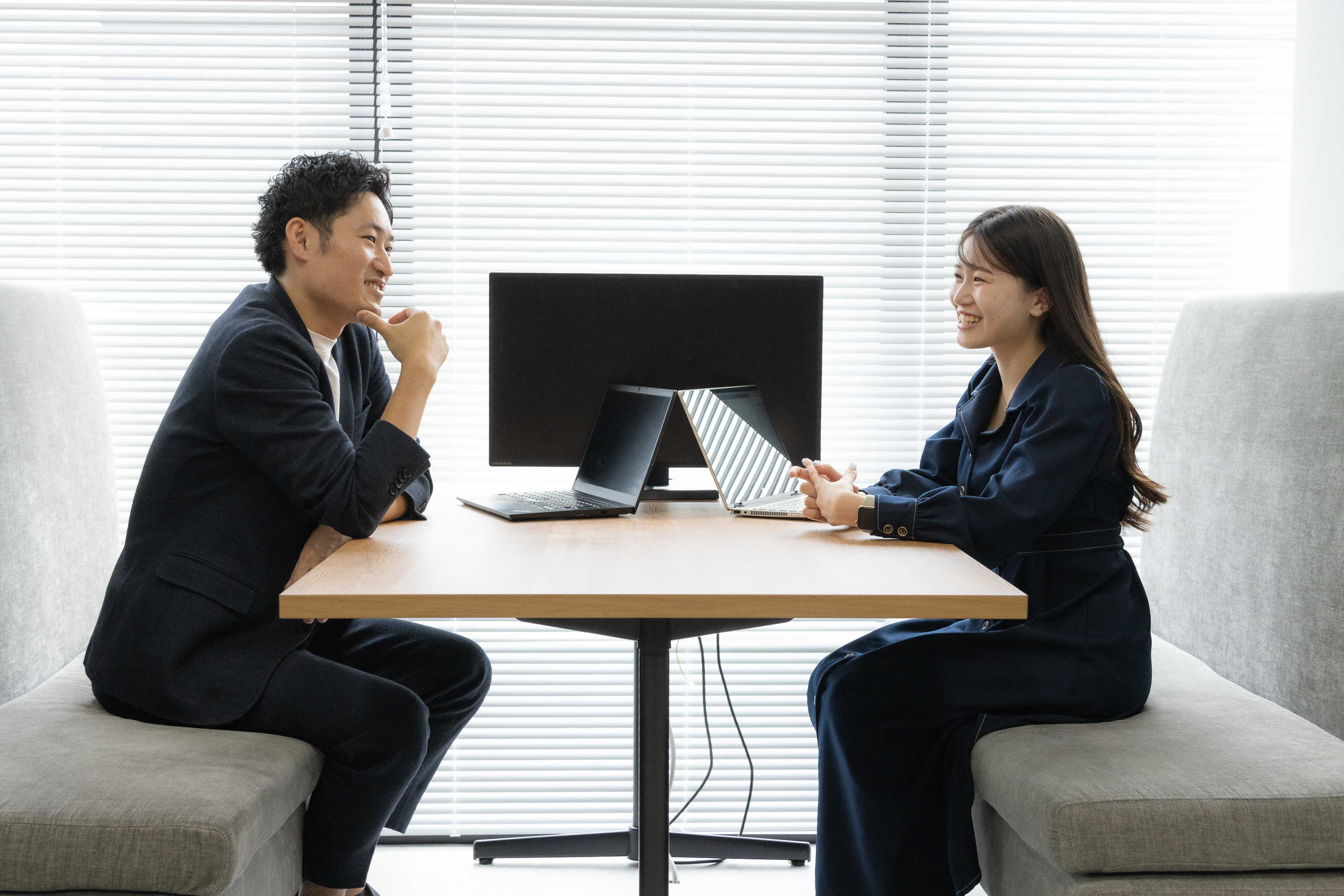 【社員×インターン】M&A仲介からforestへ、学生インターンとの対談を通して語るM&A営業の魅力